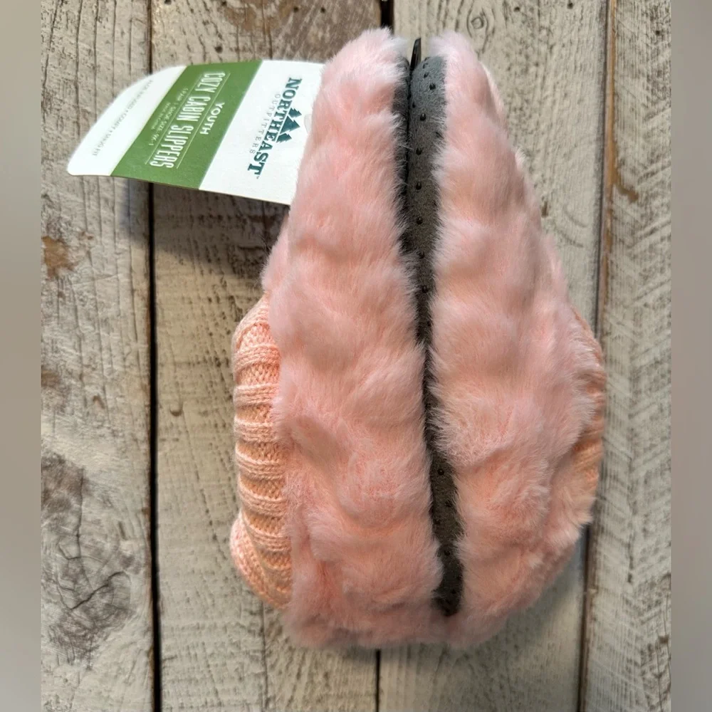 Youth Aloe Infused Cozy Cabin Slippers by Northeast Outfitters - NWT/NIP